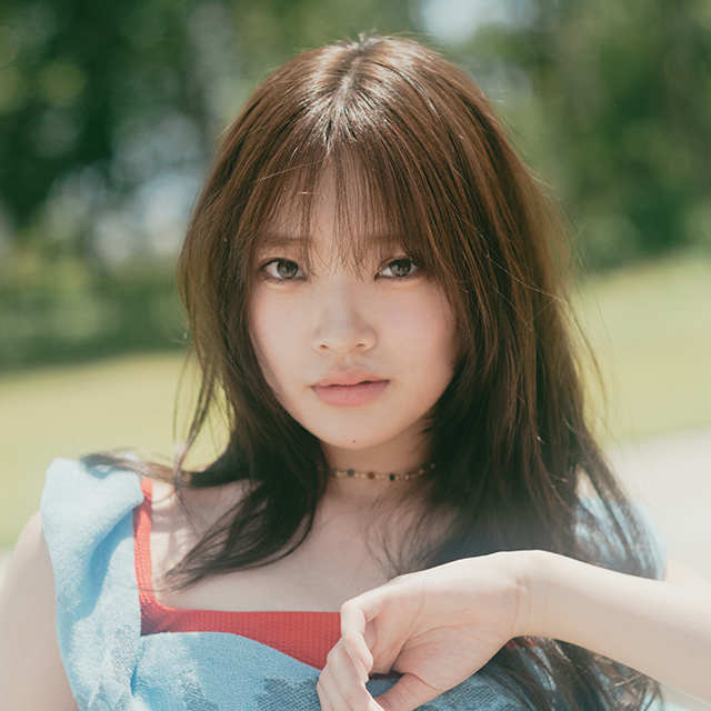 藤井夏恋 初の単独写真集 「KAREN」 7/16(火)発売!! | LDH Girls mobile