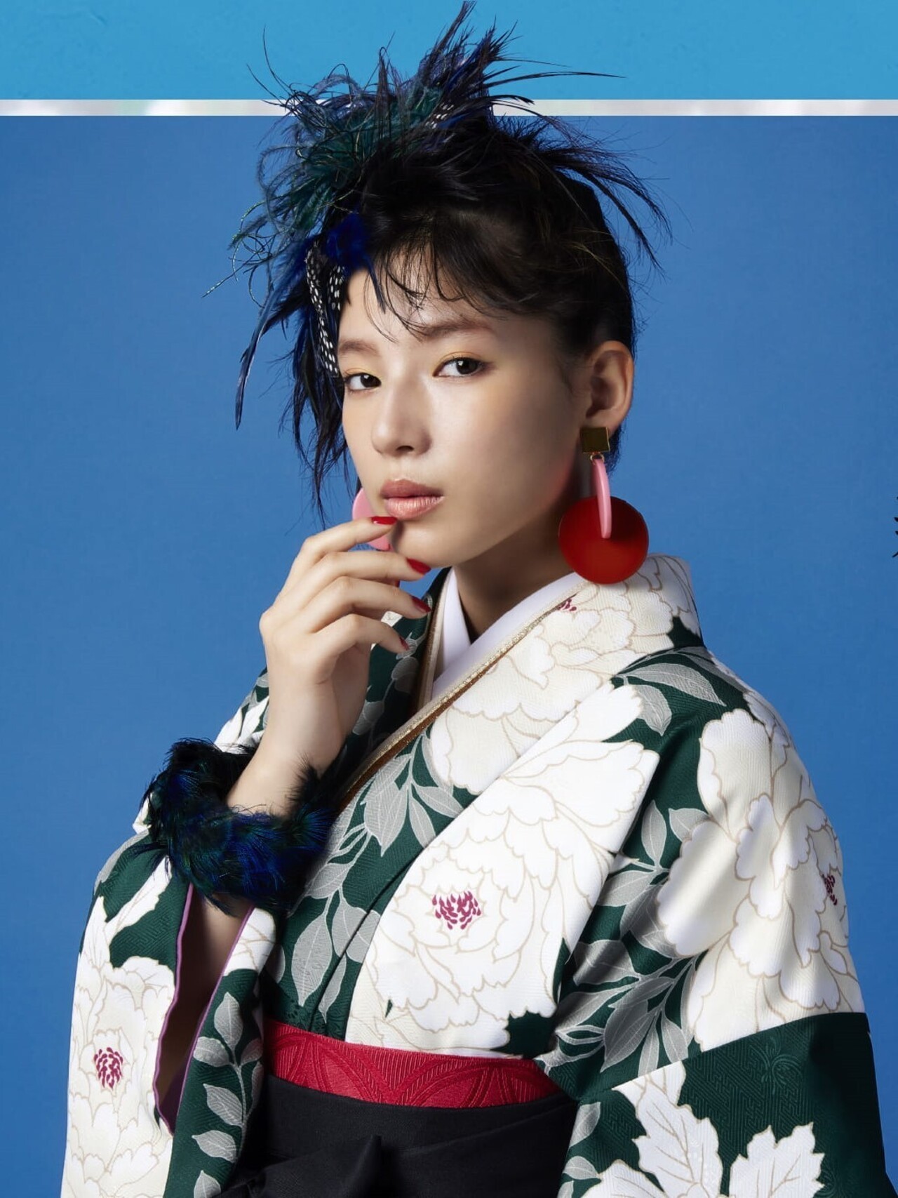 石井杏奈】京都きもの友禅「新作袴・二尺袖コレクション」に登場